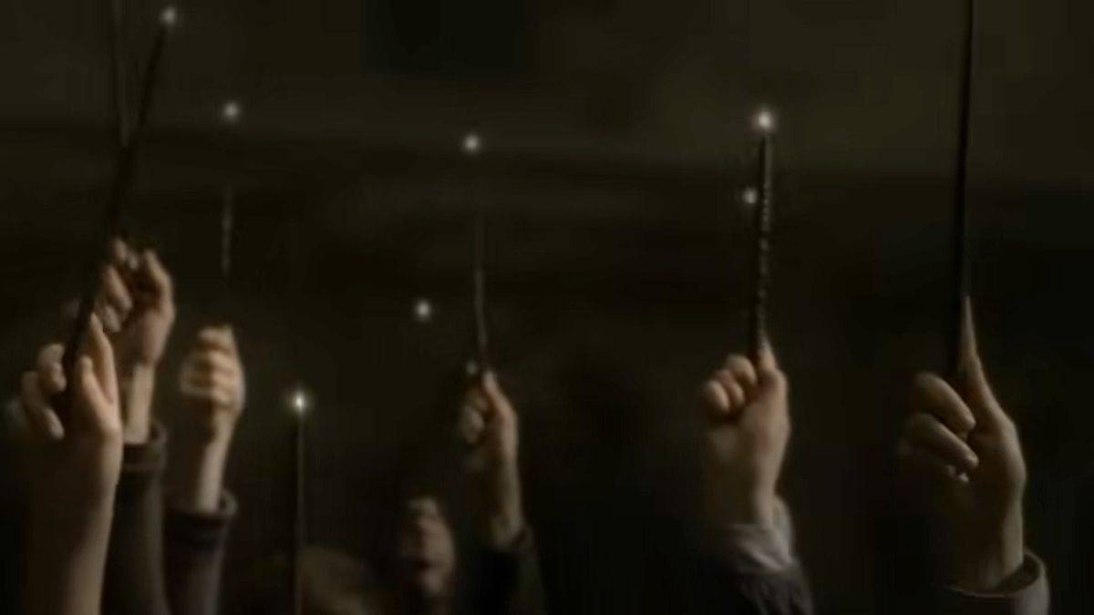 Si Harry Potter ay nagtapon ng pagkamatay ng mga miyembro nang magkakasunod